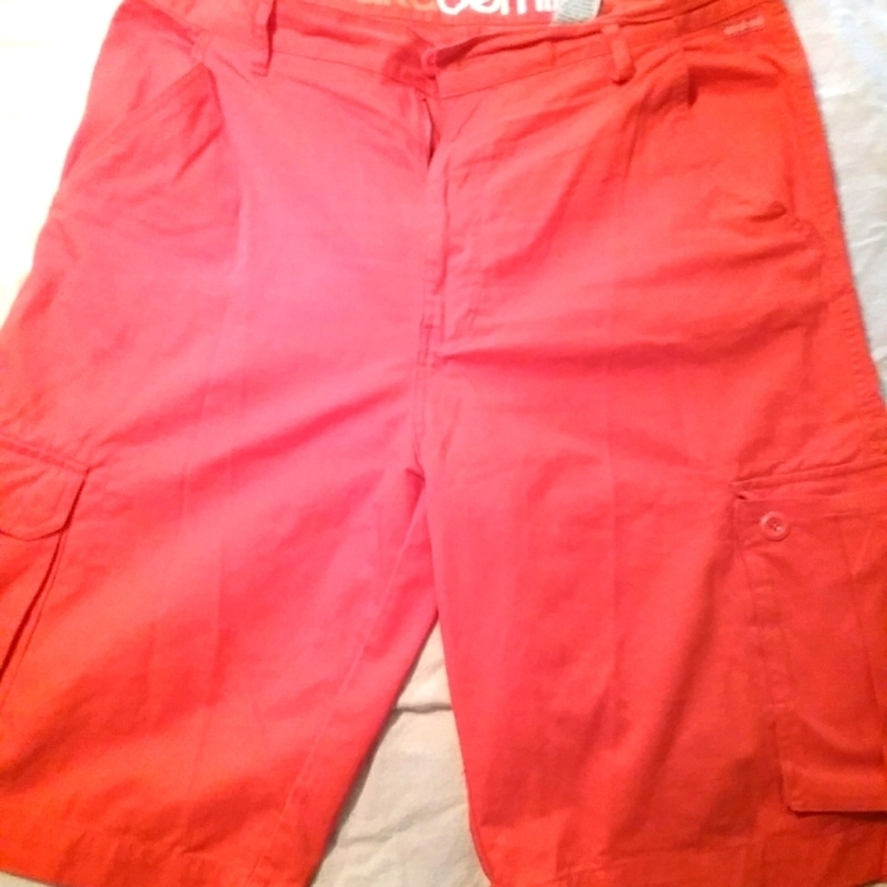 Men's size 42 orange cargo style shorts